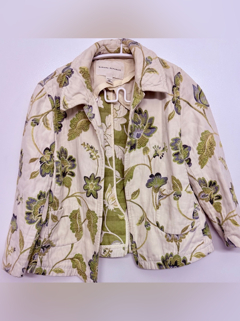 Vintage Banana Republic Embroidered Blazer Jacket Cream with Floral Cropped